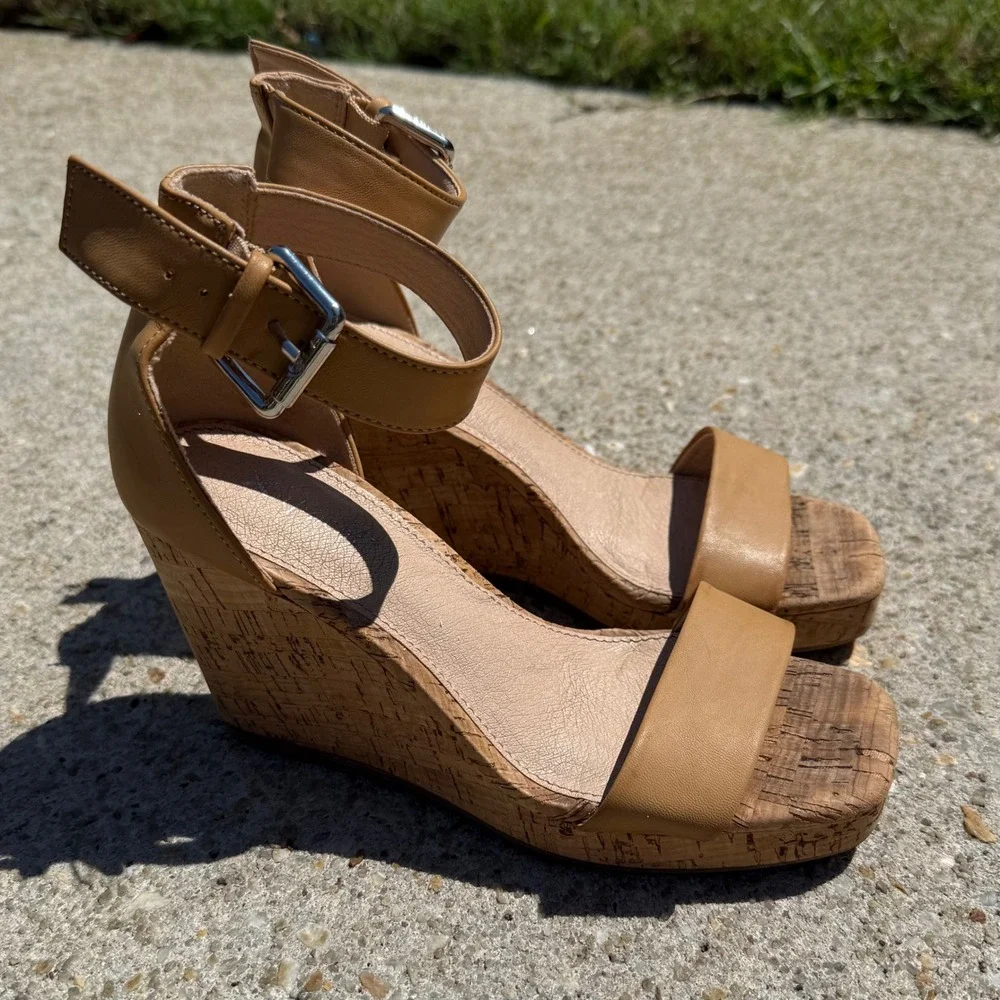 Madden Girl Amora Girls Size 6 Tan Cork Wedge Sandals Ankle Strap Open Toe